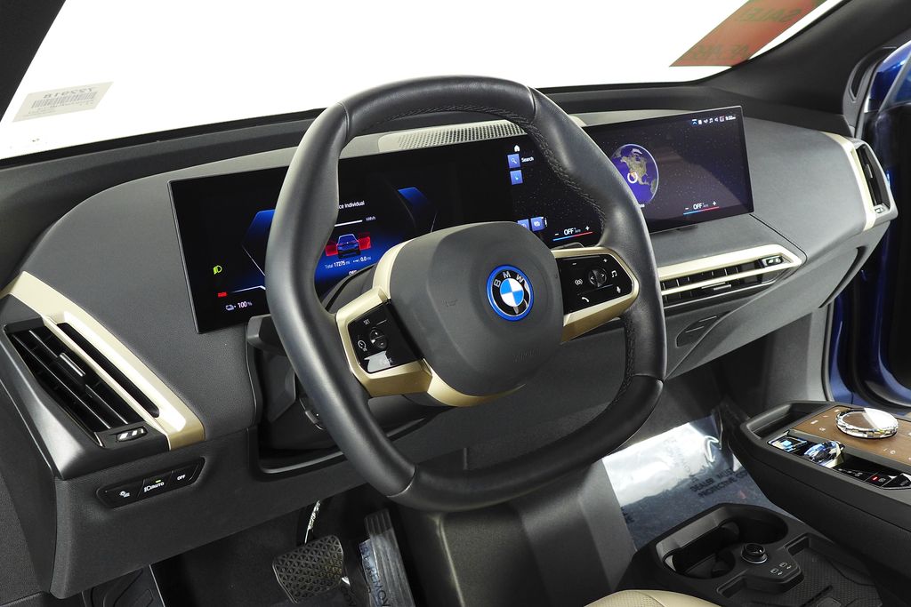 Thumbnail: 2023 BMW iX - 29