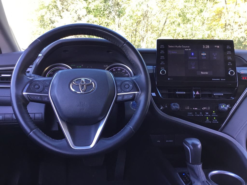 Thumbnail: 2021 Toyota Camry - 11