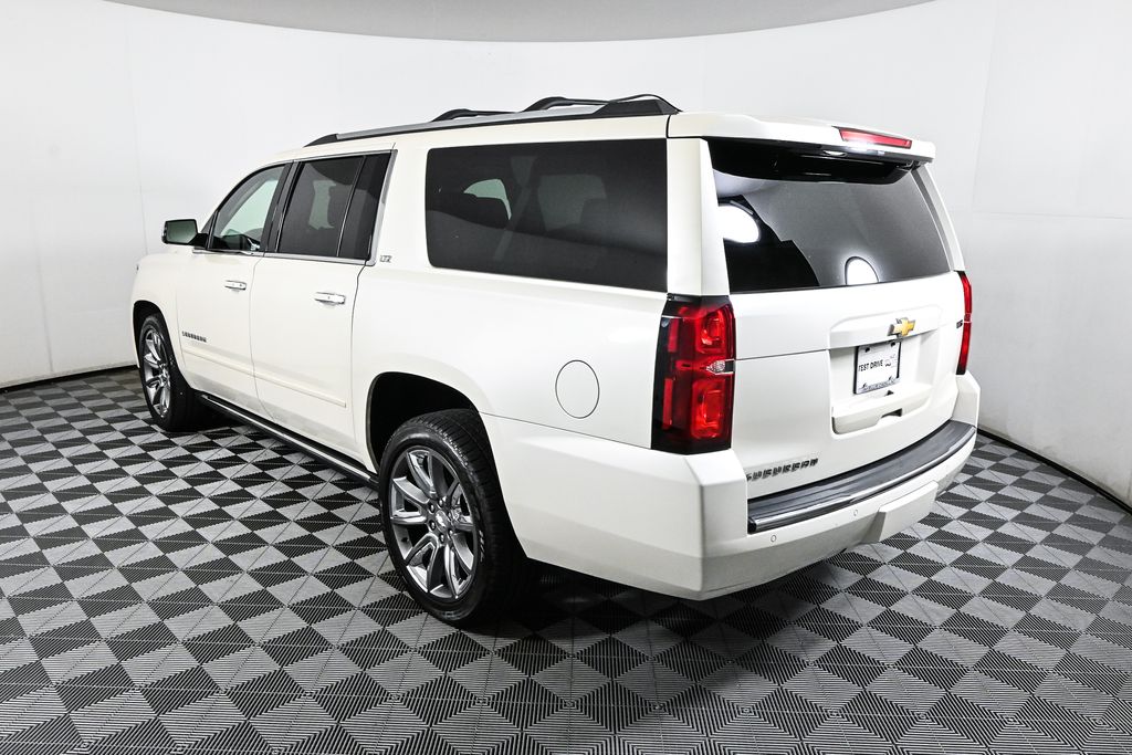 2015 Chevrolet Suburban LTZ 4