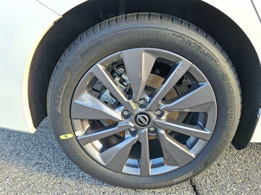 2026 Nissan Sentra — photo 5