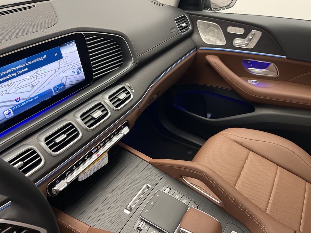 Thumbnail: 2026 Mercedes-Benz GLS - 22