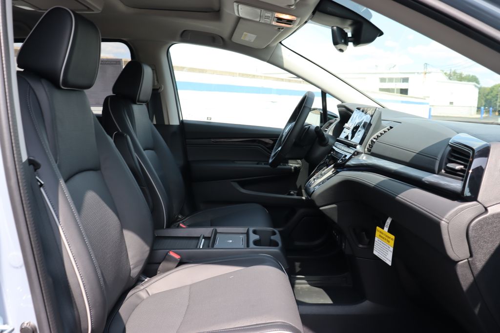 2025 Honda Odyssey Elite 22