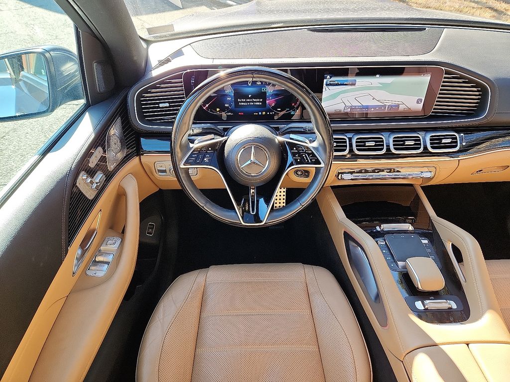 Thumbnail: 2024 Mercedes-Benz GLS - 14