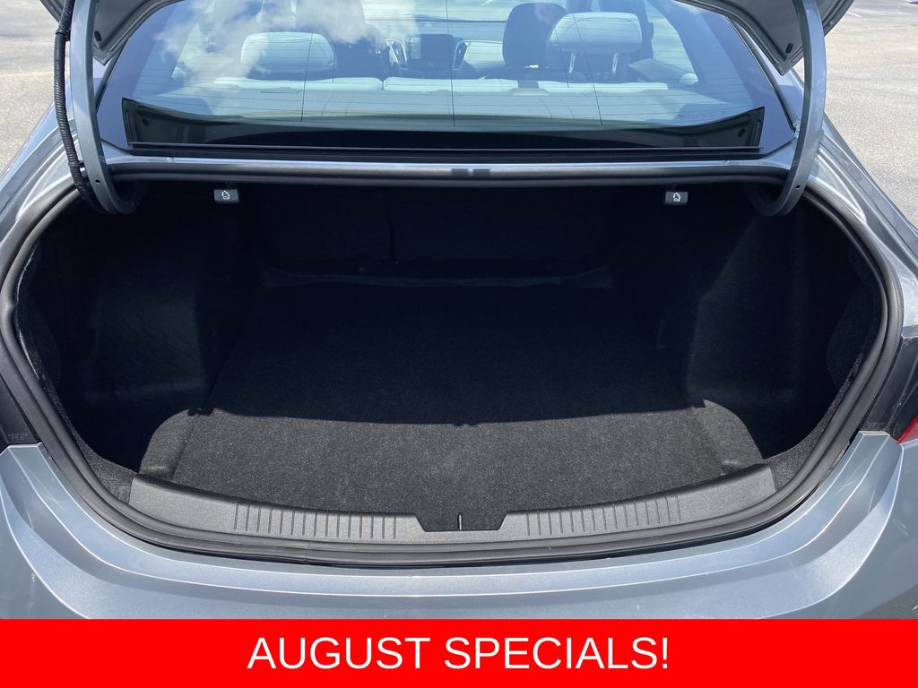 Used 2025 Chevrolet Malibu Sedan