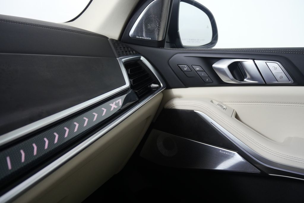 2026 BMW X7 xDrive40i 29