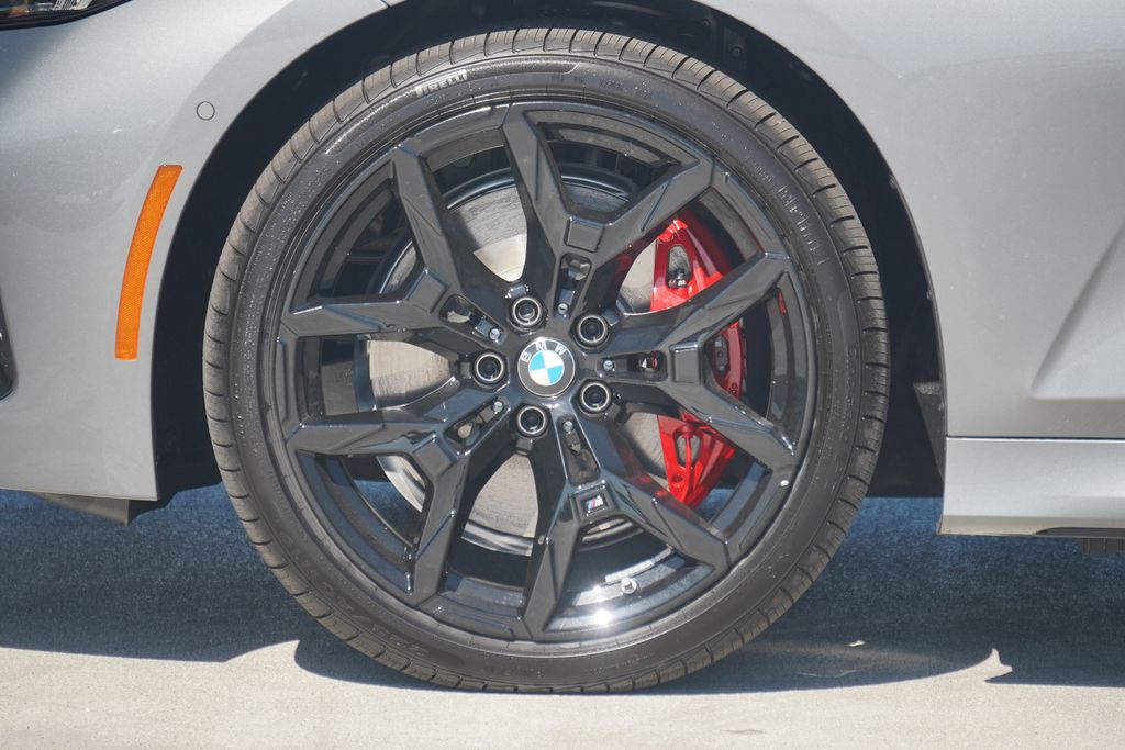 Thumbnail: 2025 BMW 3 Series - 5