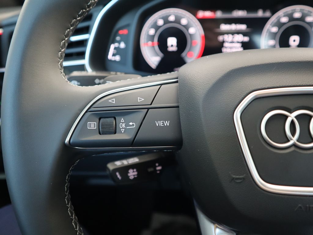 Thumbnail: 2026 Audi Q8 - 12