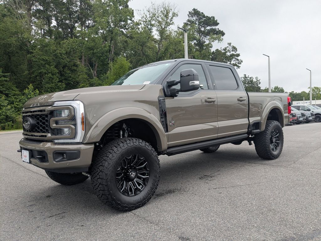 2026 Ford F-250 Super Duty Black Widow