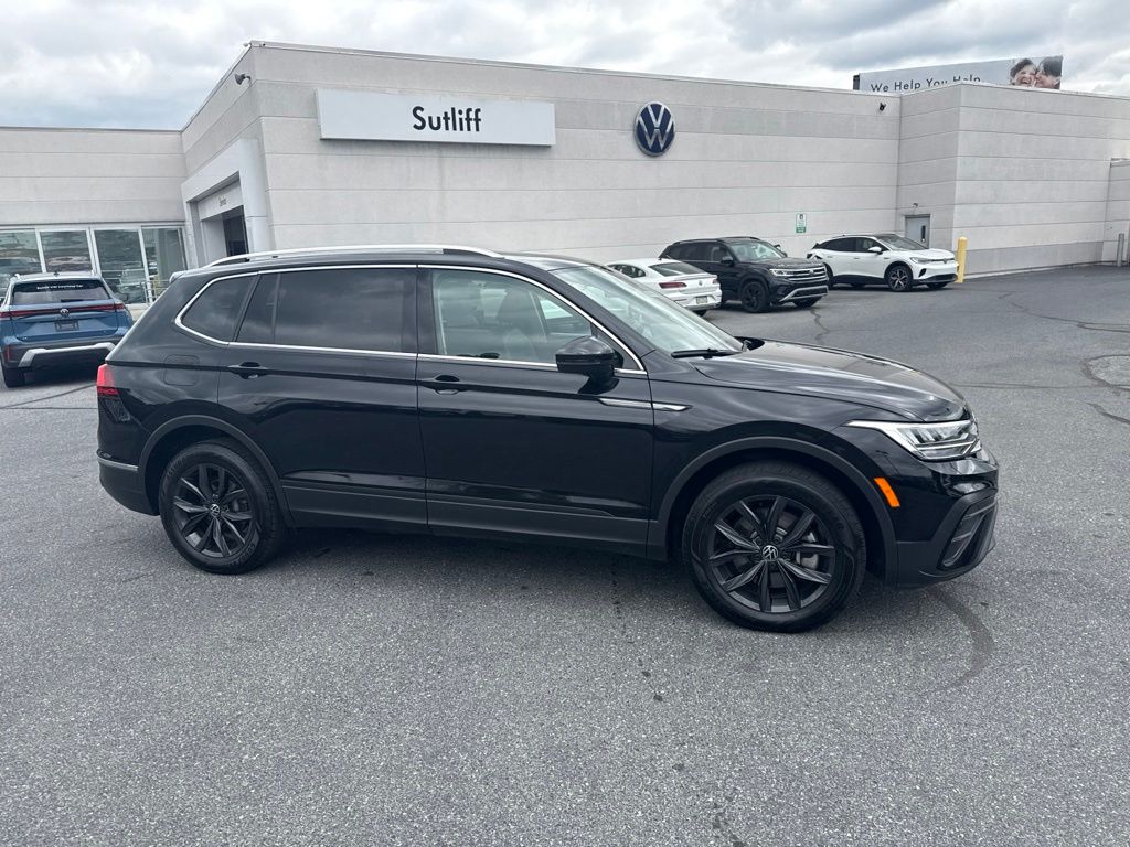 2024 Volkswagen Tiguan 2.0T SE Black at Audi Porsche Sewickley