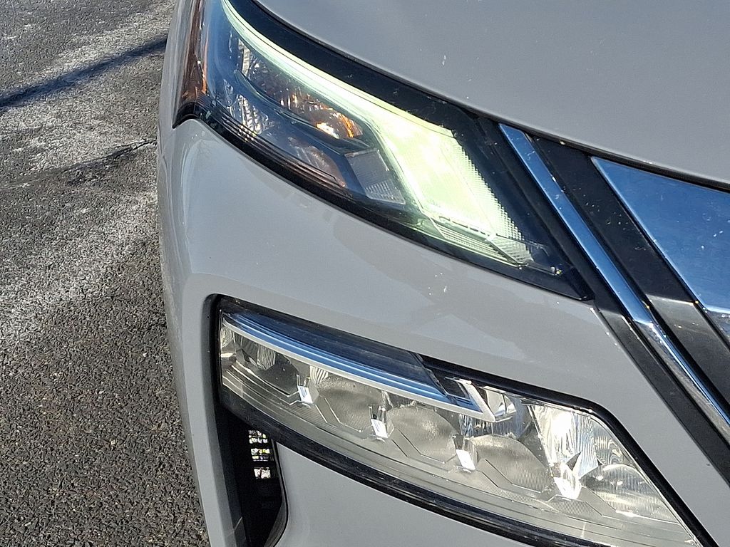 Thumbnail: 2022 Nissan Rogue - 7