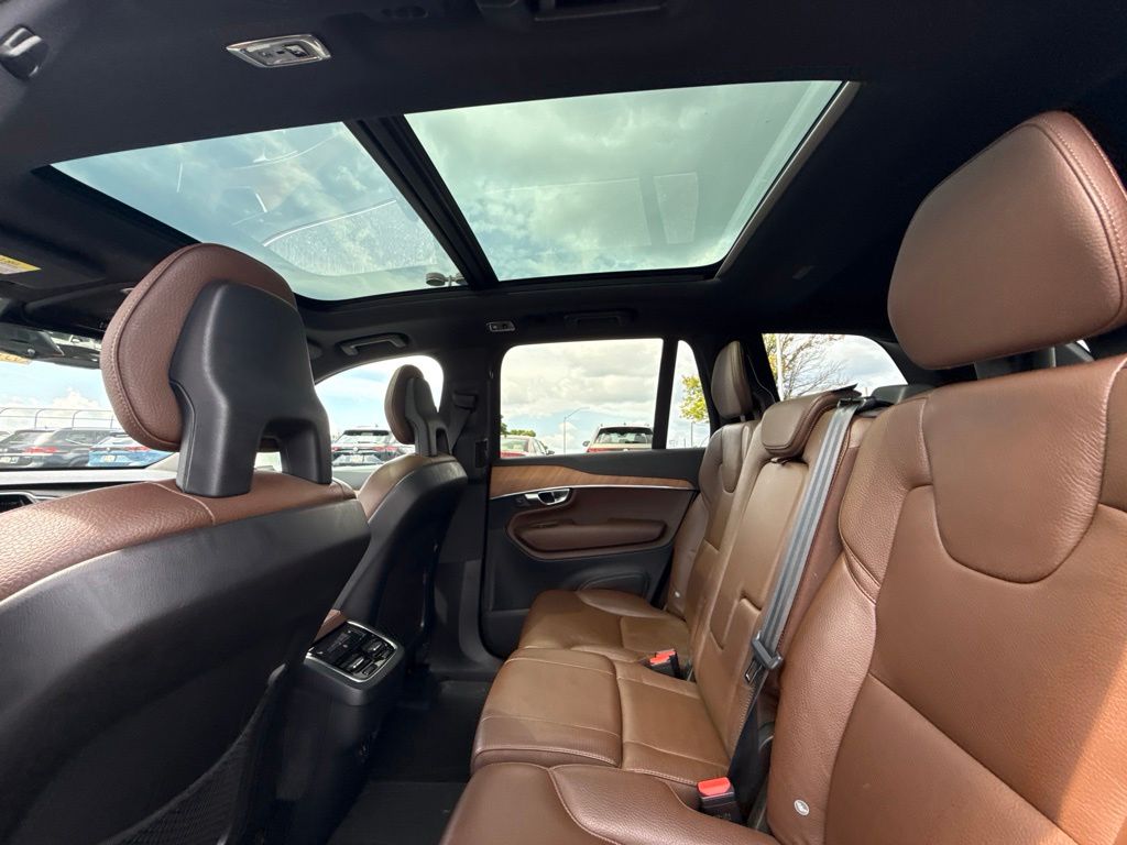 2021 Volvo XC90 T6 Momentum White at Subaru and VW of Moon Township