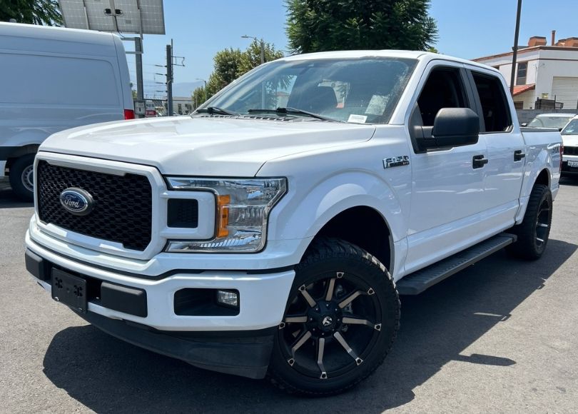 Oxford White 2019 Ford F-150 Pickup Truck 4X2 Automatic