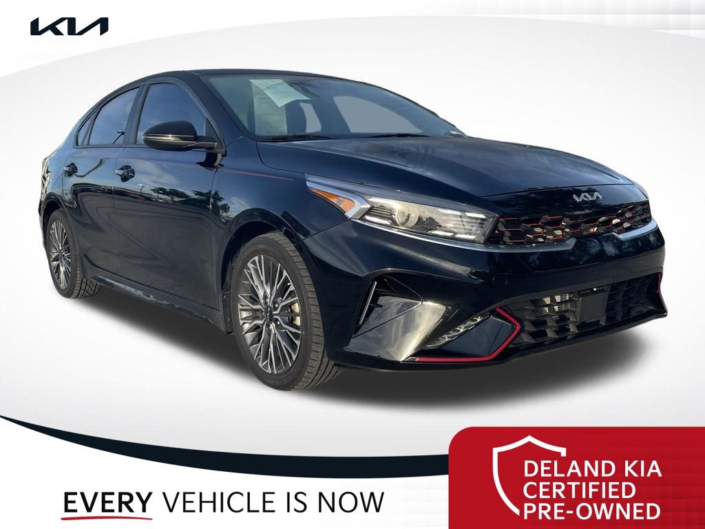 2023 Kia Forte GT-Line AT's photo