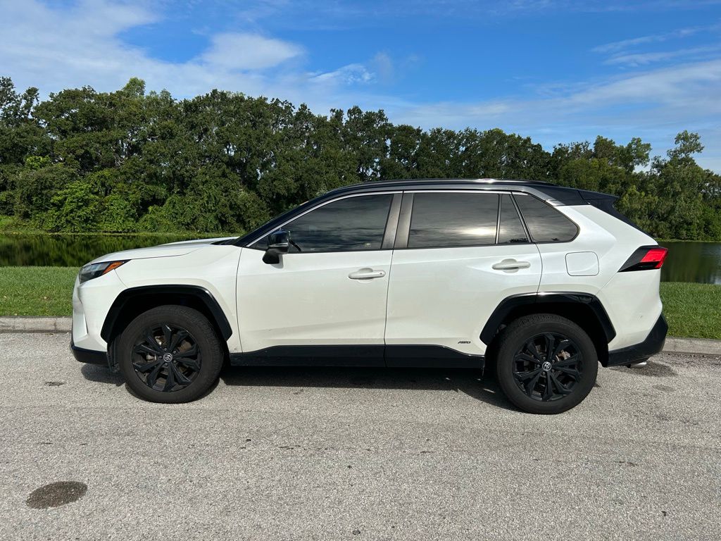 Thumbnail: 2022 Toyota RAV4 - 2