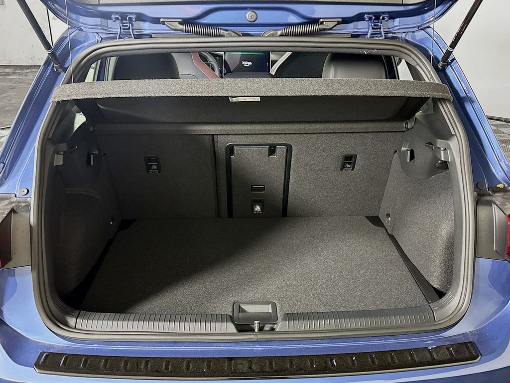 2025 Volkswagen Golf GTI 2.0T SE