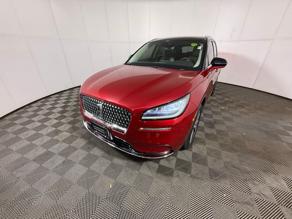 Red Carpet Metallic Tinted Clearcoat 2022 Lincoln Corsair Reserve AWD SUV / Crossover All-Wheel Drive 8-Speed Automatic