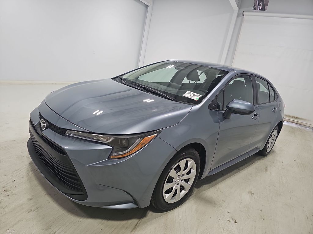 Used 2025 Toyota Corolla LE with VIN 5YFB4MDE3SP297154 for sale in Kansas City