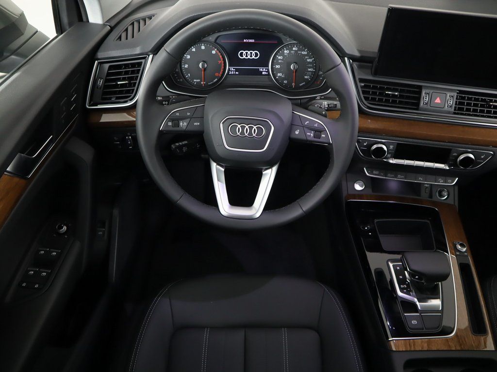 2023 Audi Q5 e Premium 11