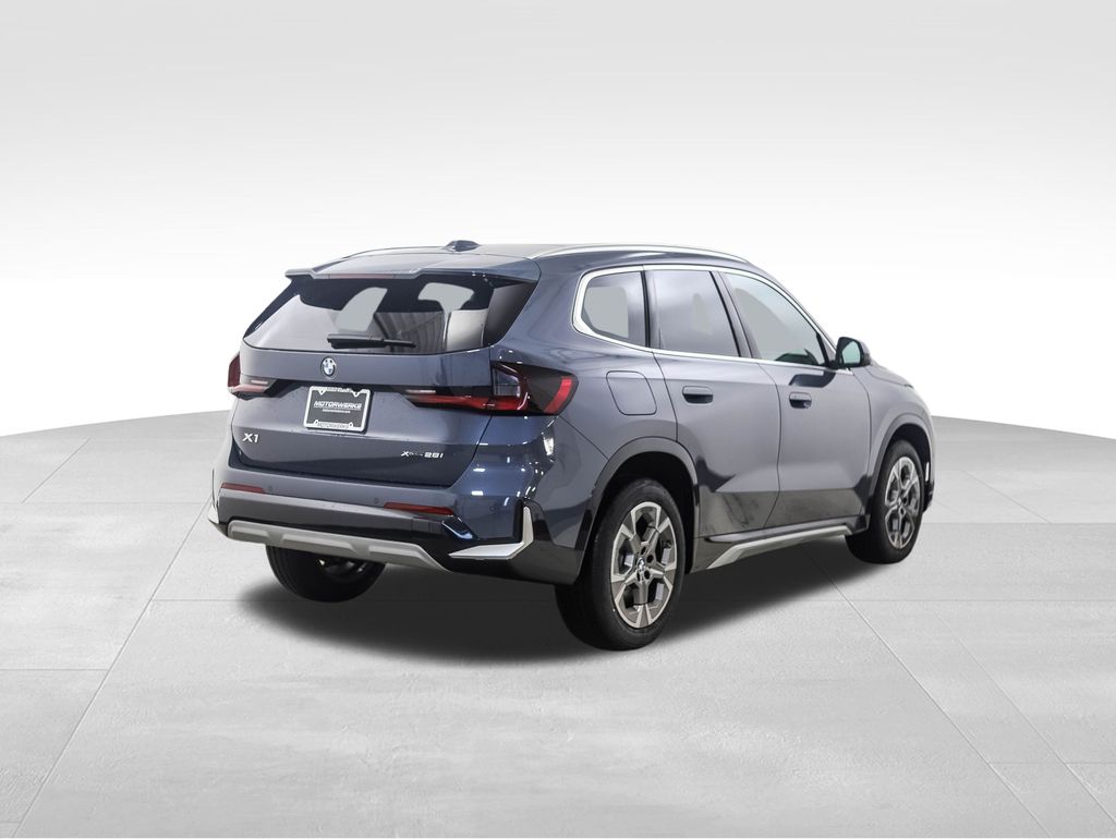 Thumbnail: 2026 BMW X1 - 5