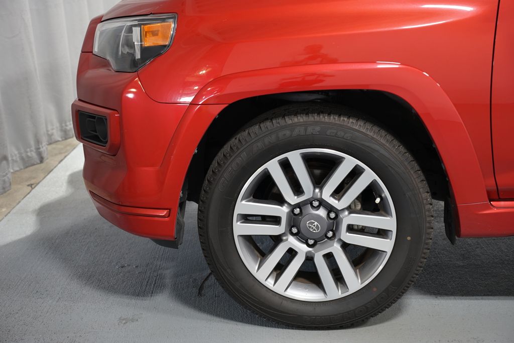 Thumbnail: 2022 Toyota 4Runner - 5