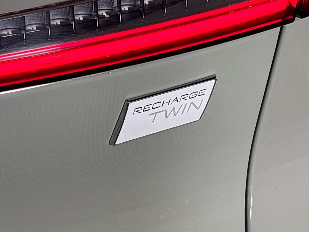 2022 Volvo C40 Recharge Pure Electric Ultimate