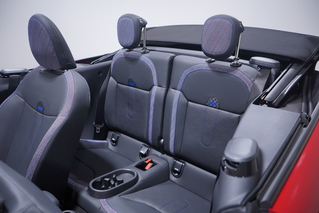 Thumbnail: 2026 MINI Cooper - 12