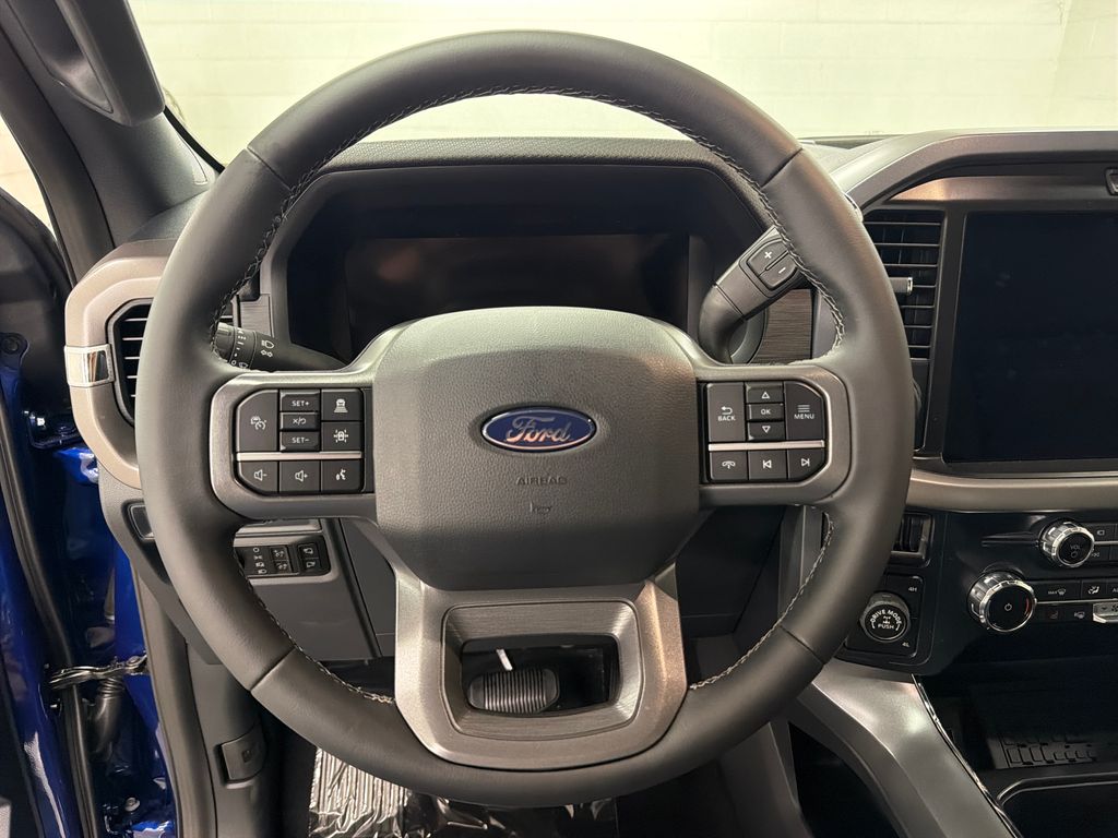 New 2026 Blue Ford XLT image 17