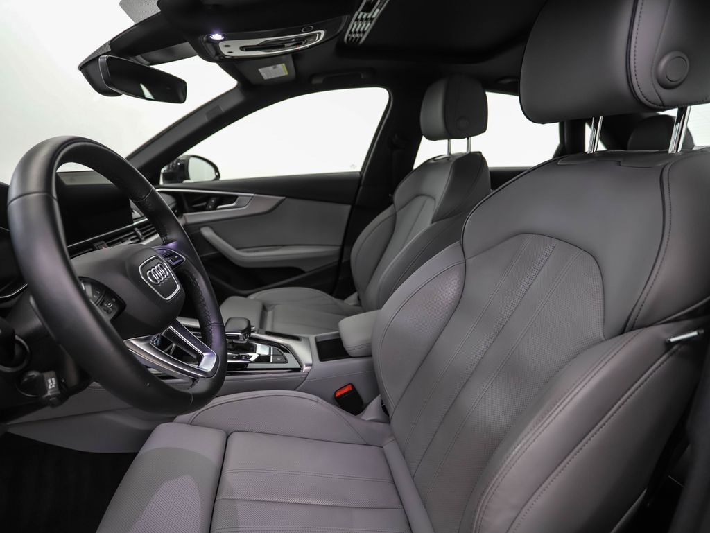 Thumbnail: 2022 Audi A4 - 11