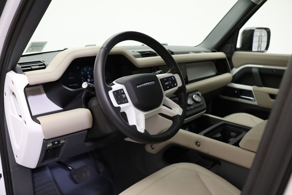 Thumbnail: 2024 Land Rover Defender - 29