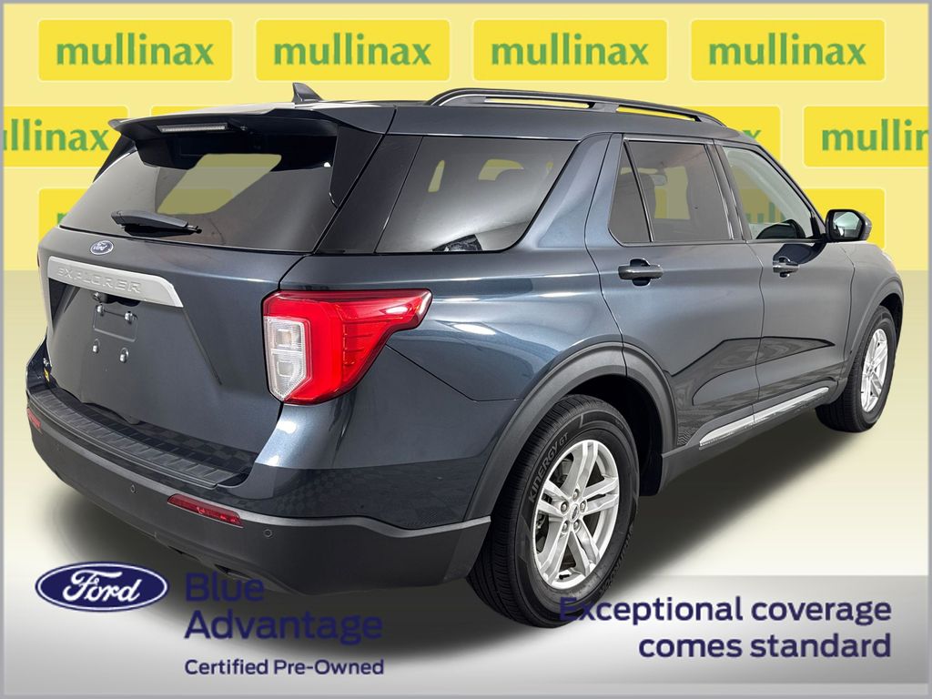 Certified Used 2022 Blue Ford XLT image 4