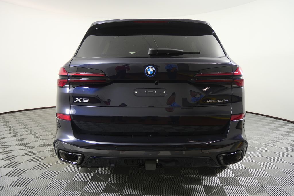 Thumbnail: 2026 BMW X5 - 4