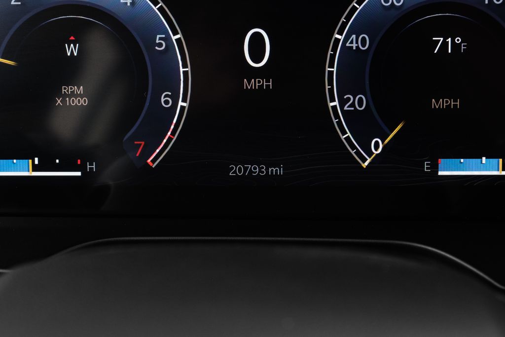 used 2023 Jeep Grand Cherokee car, priced at $31,400