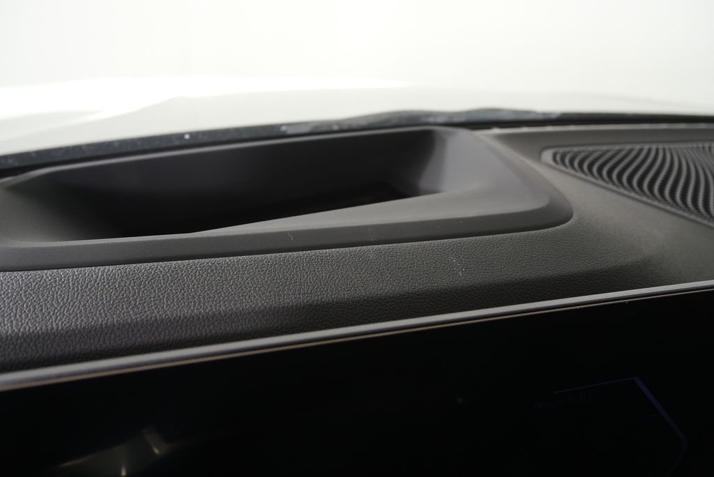 Thumbnail: 2026 BMW 3 Series - 20