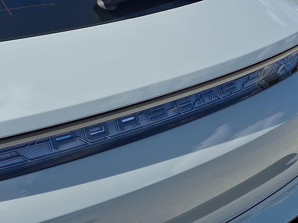 Thumbnail: 2025 Porsche Taycan - 32