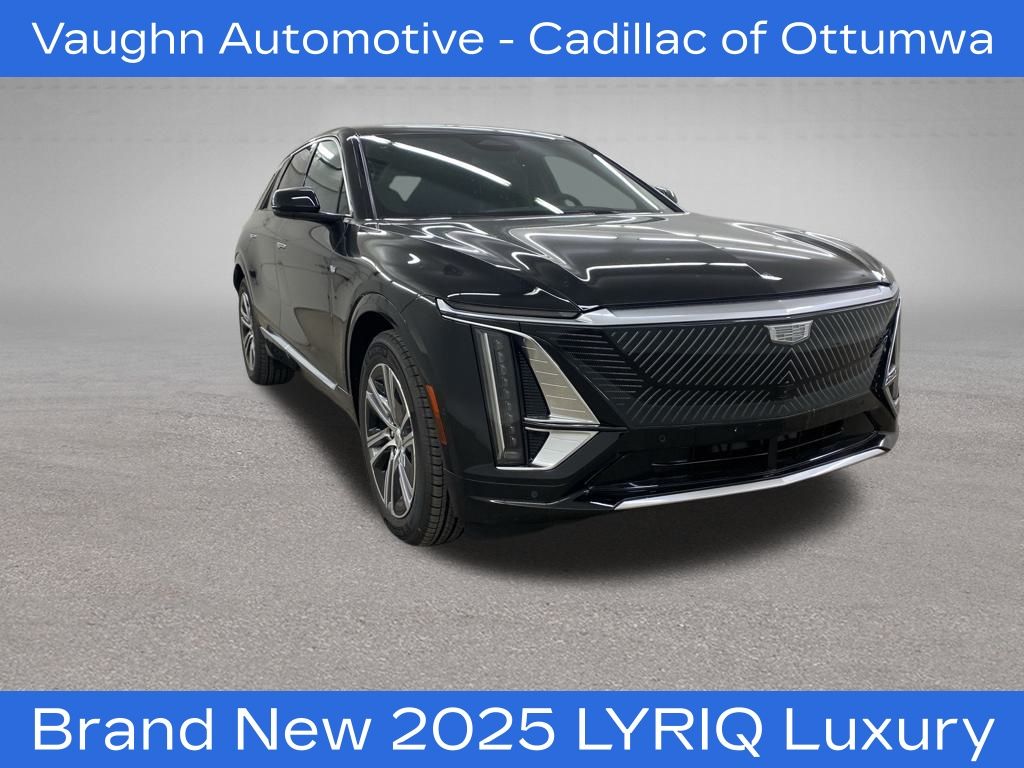 2025 Cadillac LYRIQ Luxury photo