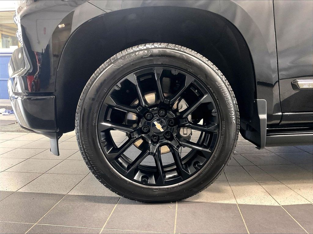 2024 Chevrolet Silverado 1500 — photo 7