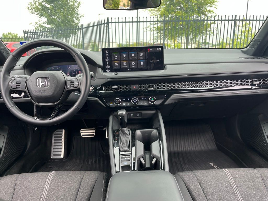 Thumbnail: 2023 Honda Accord - 16