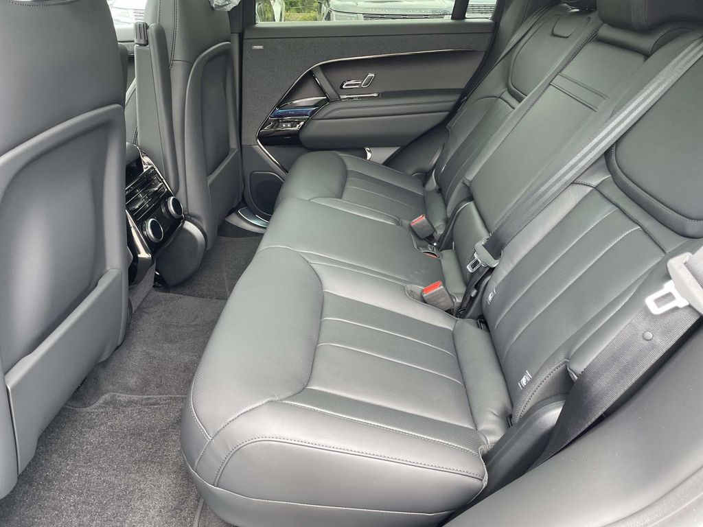 New 2026 White Land Rover Dynamic SE image 16