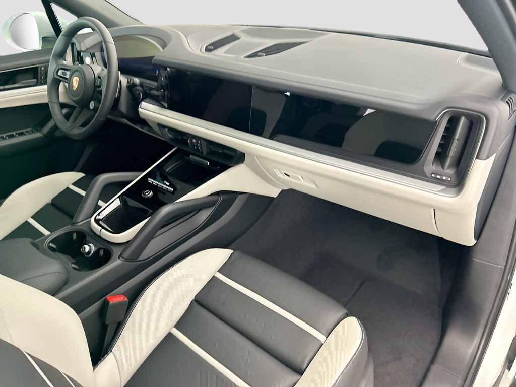Thumbnail: 2026 Porsche Cayenne - 19