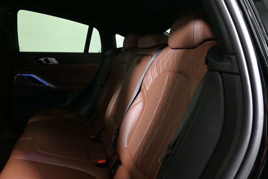 Thumbnail: 2021 BMW X6 - 4
