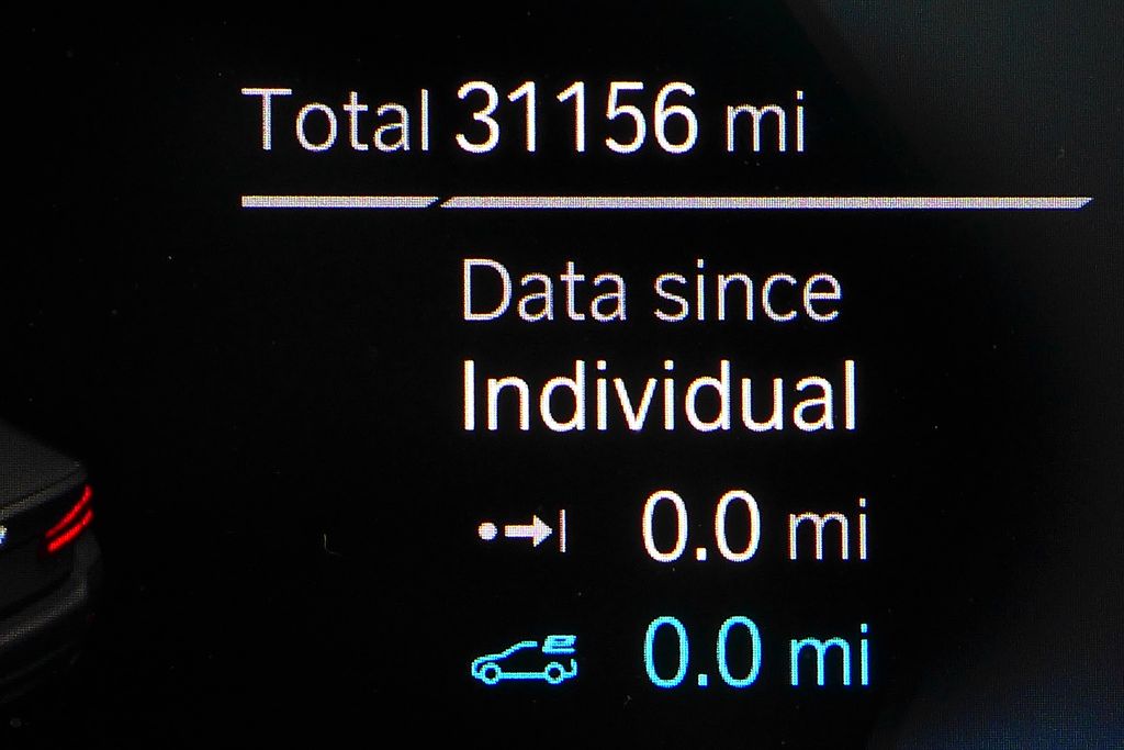 Thumbnail: 2023 BMW 5 Series - 31