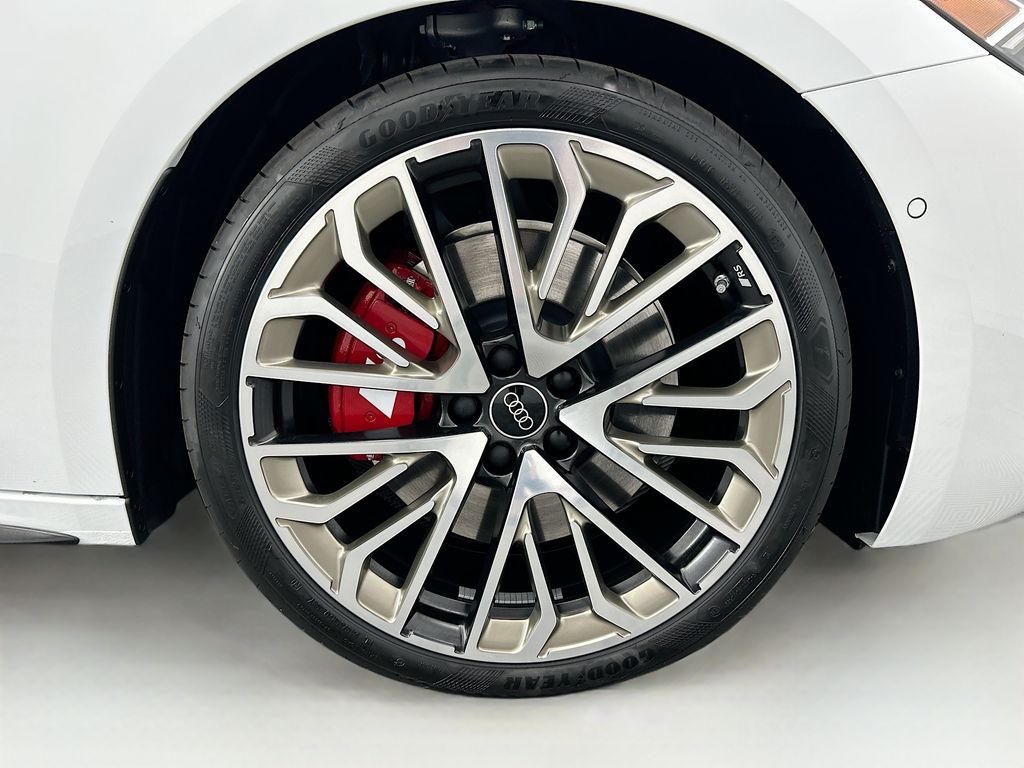 Thumbnail: 2025 Audi S5 - 31
