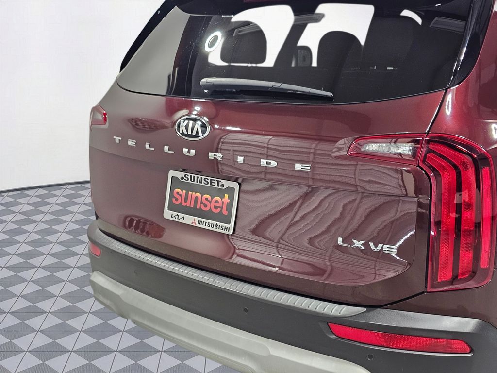 Used 2021 Purple Kia LX image 11