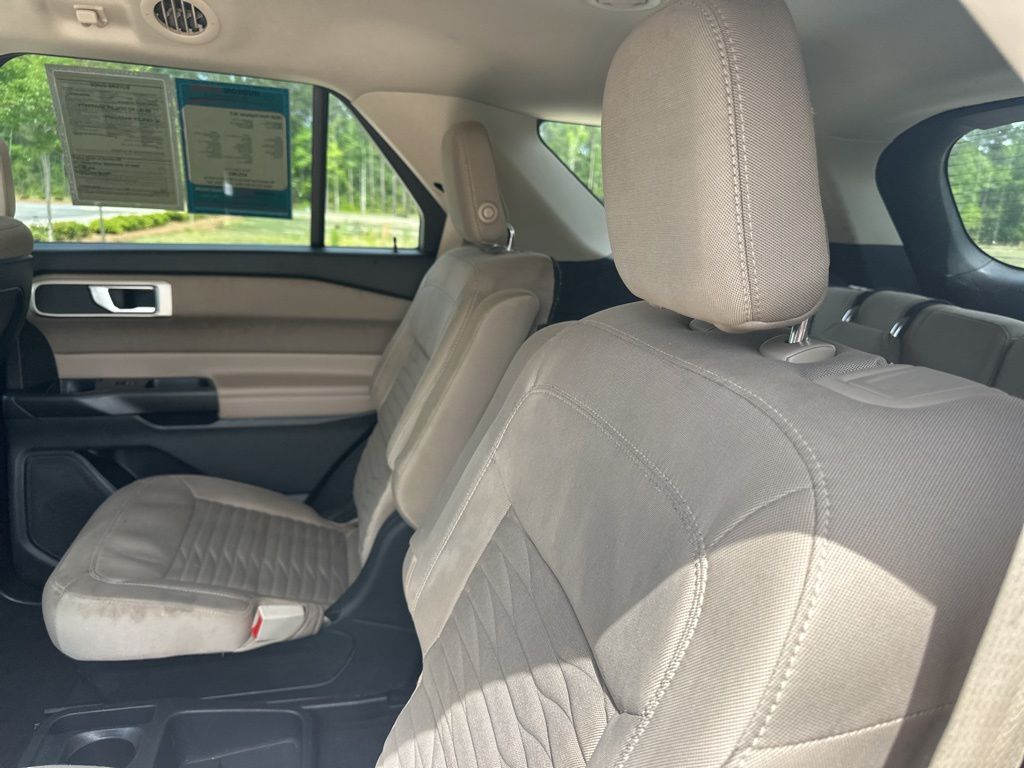 2020 Agate Black Metallic Ford Explorer XLT RWD SUV