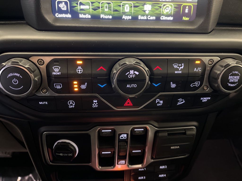 Thumbnail: 2019 Jeep Wrangler - 19