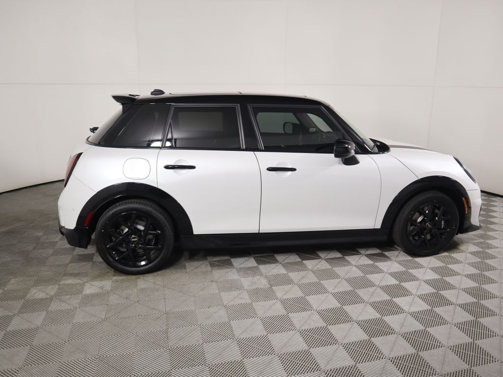 Thumbnail: 2026 MINI Cooper - 4