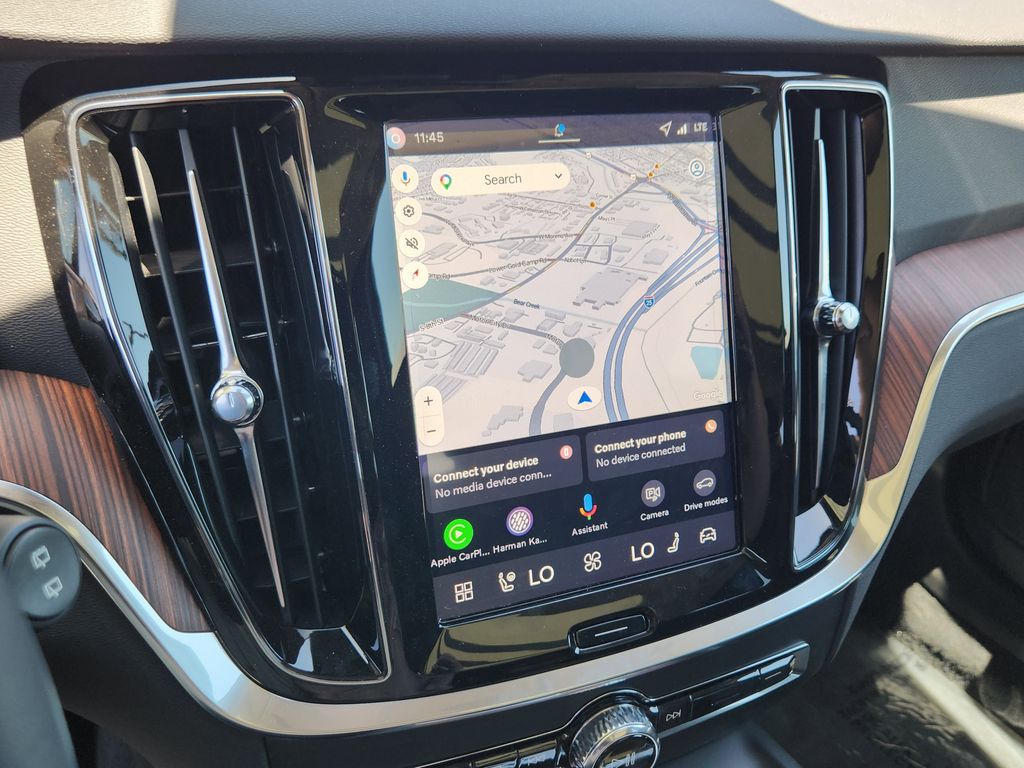 2026 Volvo V60 Cross Country Plus - Photo 8