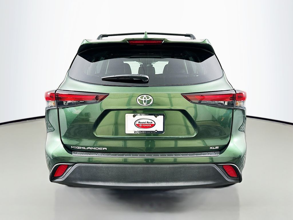 2024 Toyota Highlander XLE 6