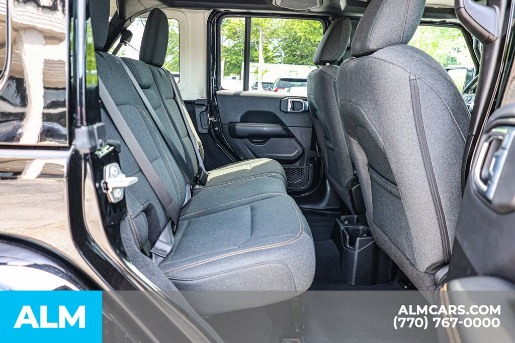 Used 2025 Black Jeep Sahara / MT Certified image 22