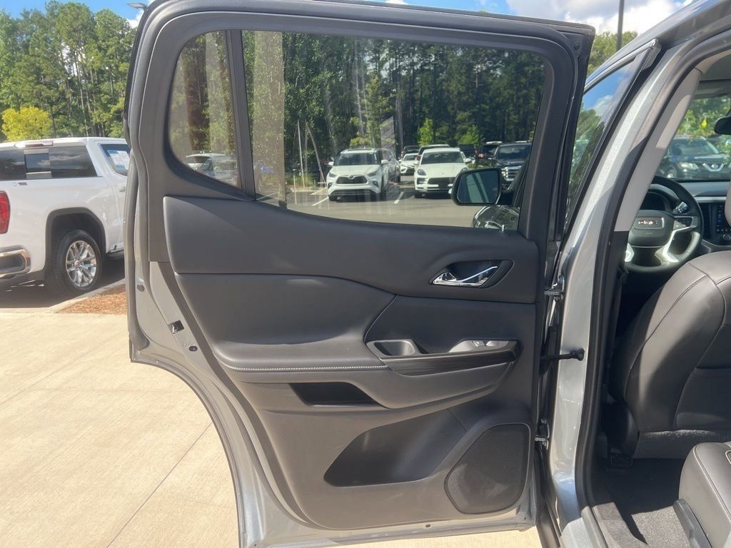 2023 Sterling Metallic GMC Acadia SLT FWD SUV
